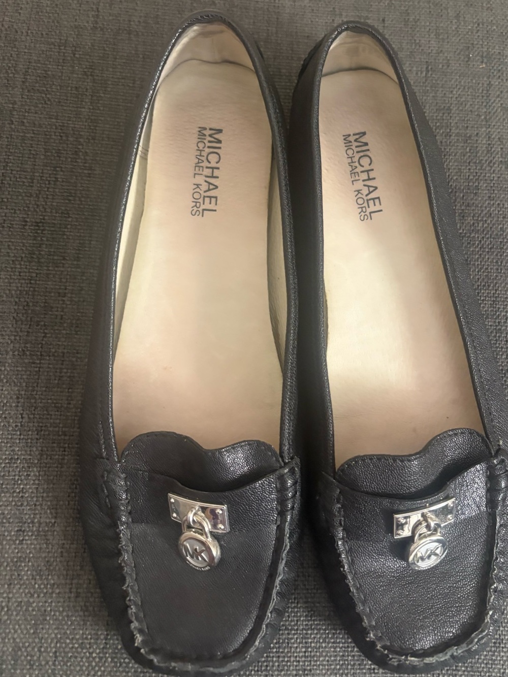 Michael Kors Black Leather Slip On Loafers Size 9.5 Pre Owned - Picture 1 of 9